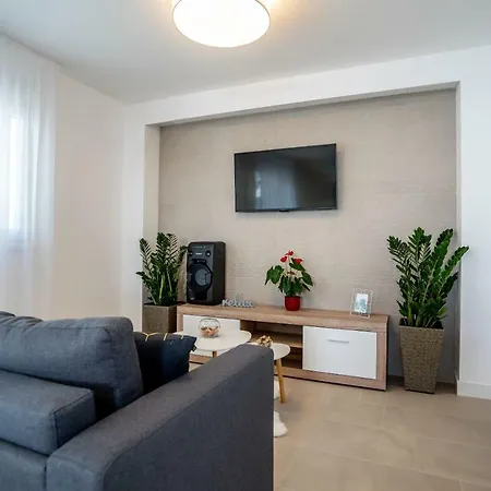 Ribalto Villa *